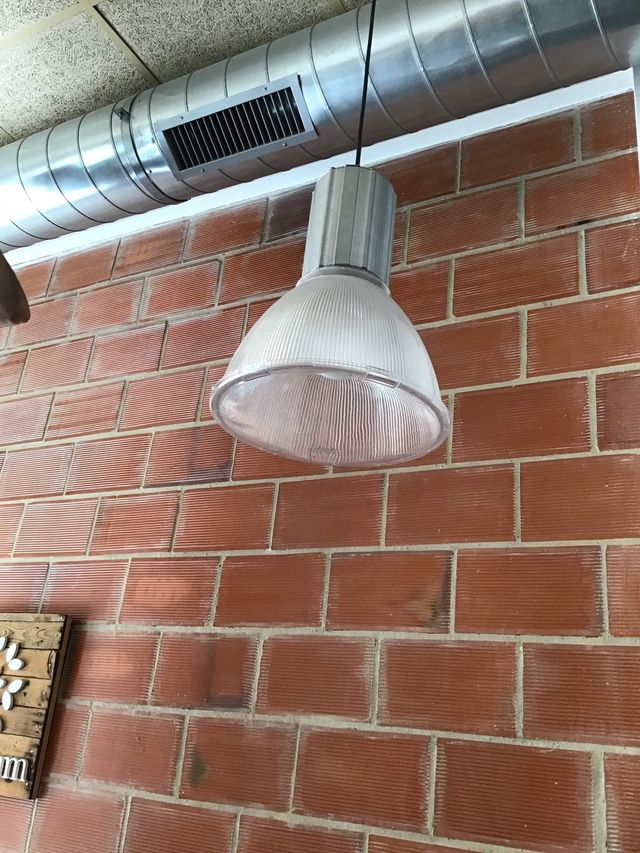 Lámpara estilo industrial