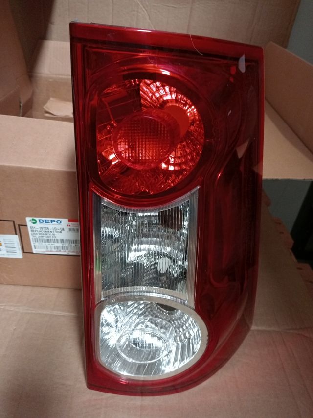 Piloto Coche DACIA LOGAN WAGON Trasero Derecho