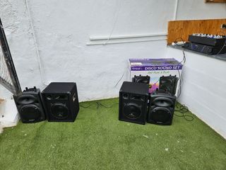 Equipo musica con mesa mezclas