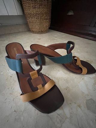 Sandalias tacón ancho Bruno Premi, talla 40