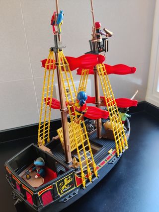 Barco pirata Playmobil