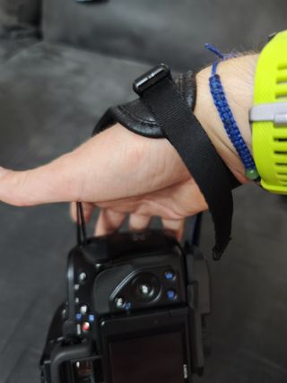 Sujeción muñeca camara Reflex