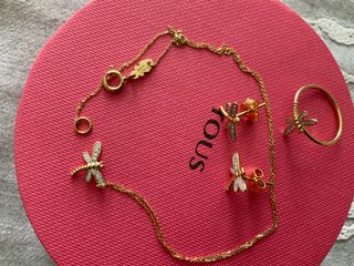 Collar+ pendientes+ anillo  oro 18 kt y diamantes