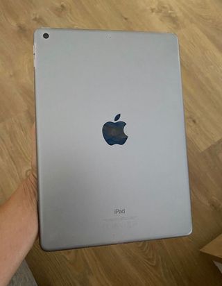 Ipad 5 generación wifi 32 G como nuevo
