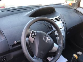 Alquilo a Particulares-VacacionesToyota Yaris 2006