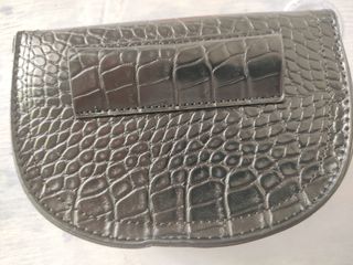 Mini bolso/riñonera Stradivarius