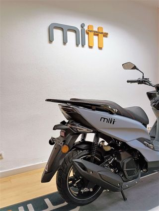 MOTO MITT 125 LEGRAND