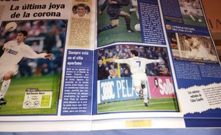 Marca álbum de cromos Real Madrid Corazón Blanco