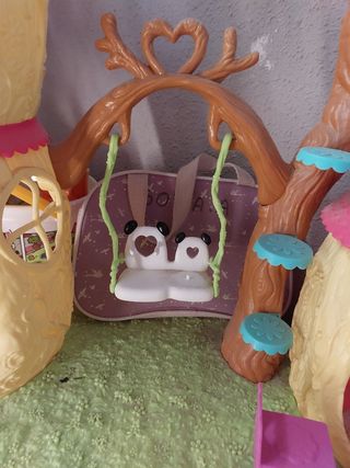 CASA ECHANTIMALS,SIN MUÑECAS