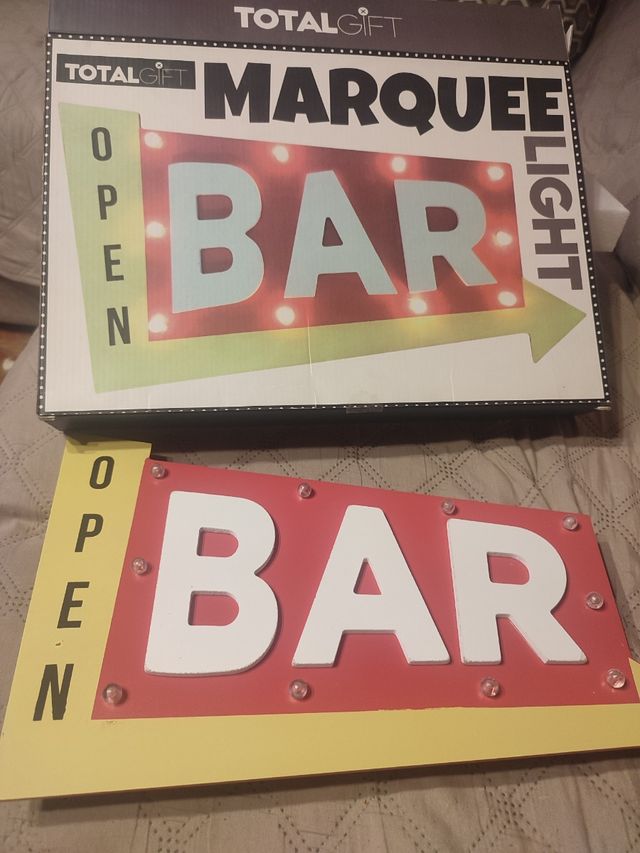 Decoración madera LED