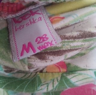 Top estampado floral.De Bershka.