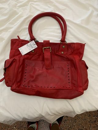 Bolso de piel todo por cierre de tienda solo 40 eu