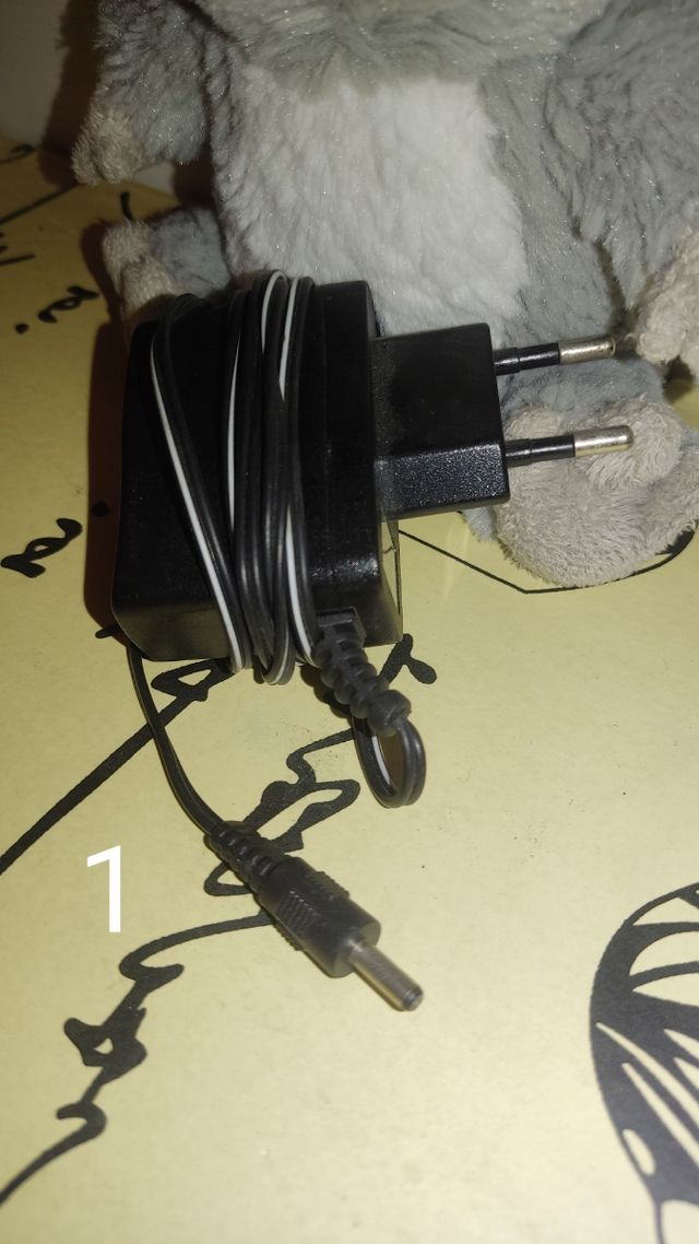 Adaptadores de corriente y de coche