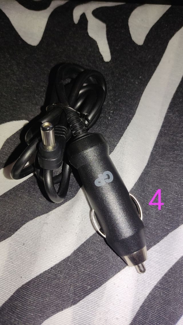 Adaptadores de corriente y de coche