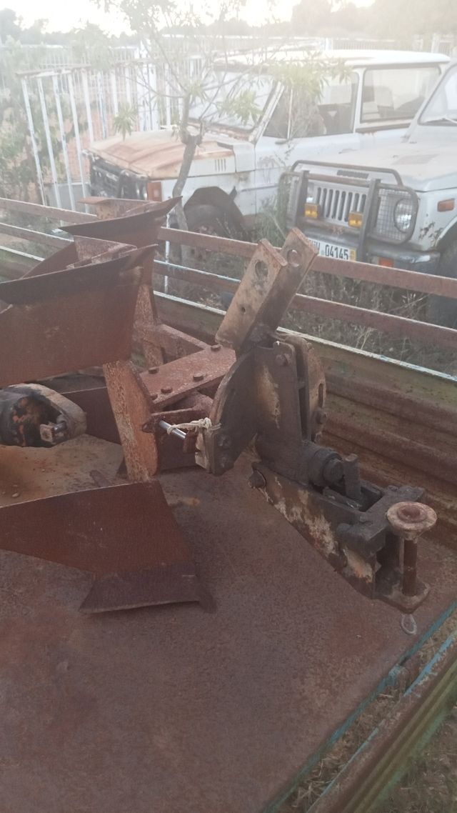 bisurco tractor pequeño