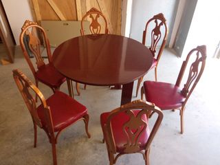 conjunto de mesa y sillas