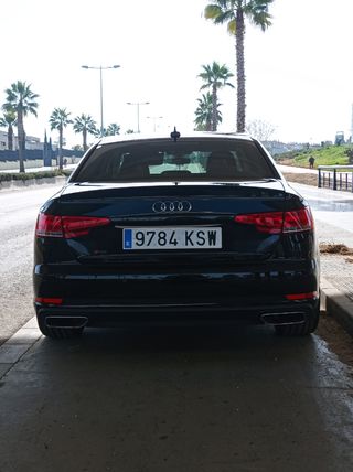  Audi A4 S line 2019.