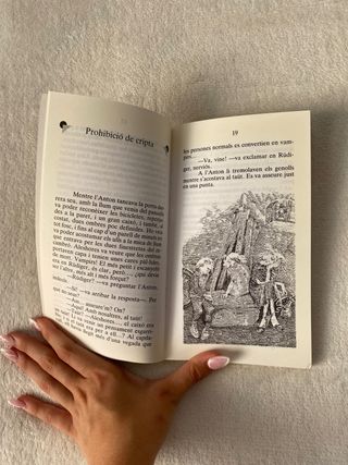 El petit vampir canvia de casa - Ángela Sommer