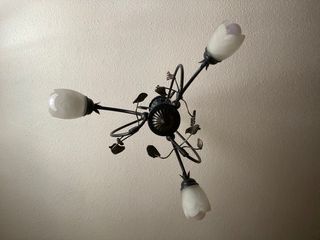 Lámparas de salón, 2 de techo, 1 de pie