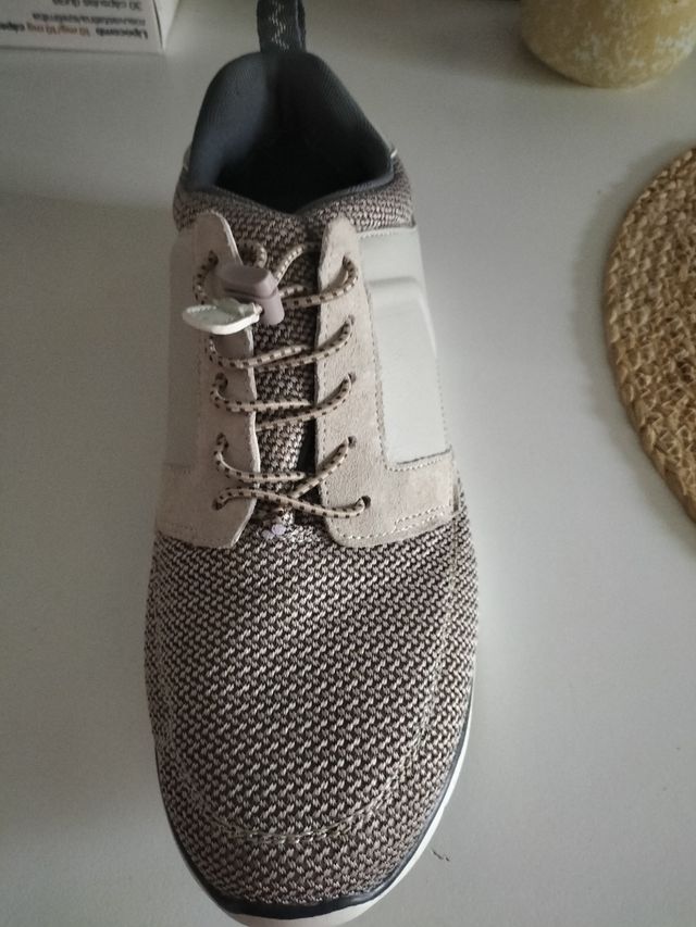 Zapatillas de caballero marca Levis