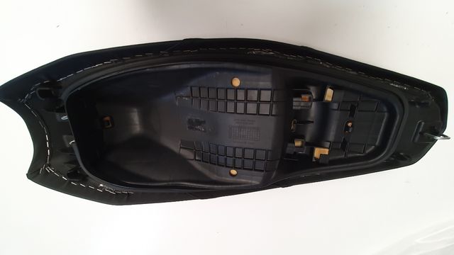 se vende asiento honda pcx 125 2021