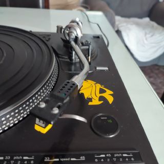 Tocadiscos giradiscos plato.