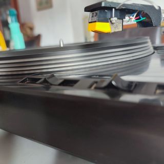 Tocadiscos giradiscos plato.