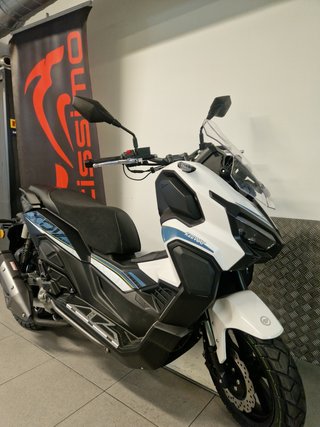 VIESTE 300 XDV ABS