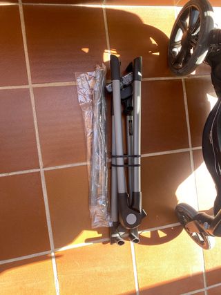 Carro de bebé, capazo y silla de paseo