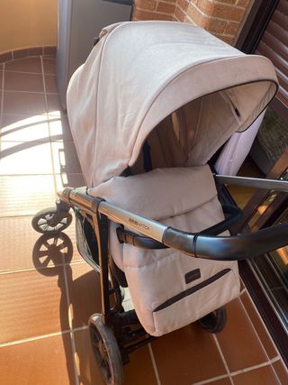 Carro de bebé, capazo y silla de paseo