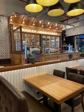 R-6817594 Traspaso de Restaurante en Abrera