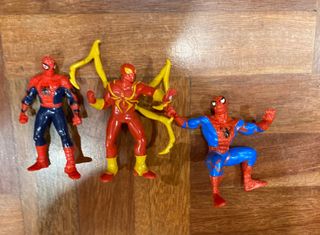 lote de figuras de superheroes marvel