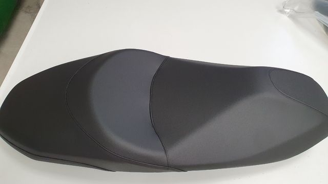 se vende asiento honda forza 125o300 