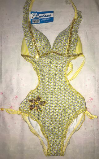 Bañador trikini talla 32