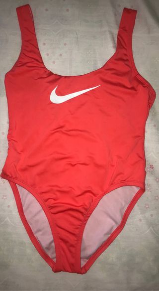 Bañador NIKE talla 32