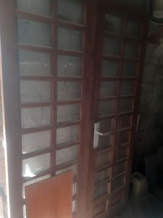Puerta doble, de salón o comedor.