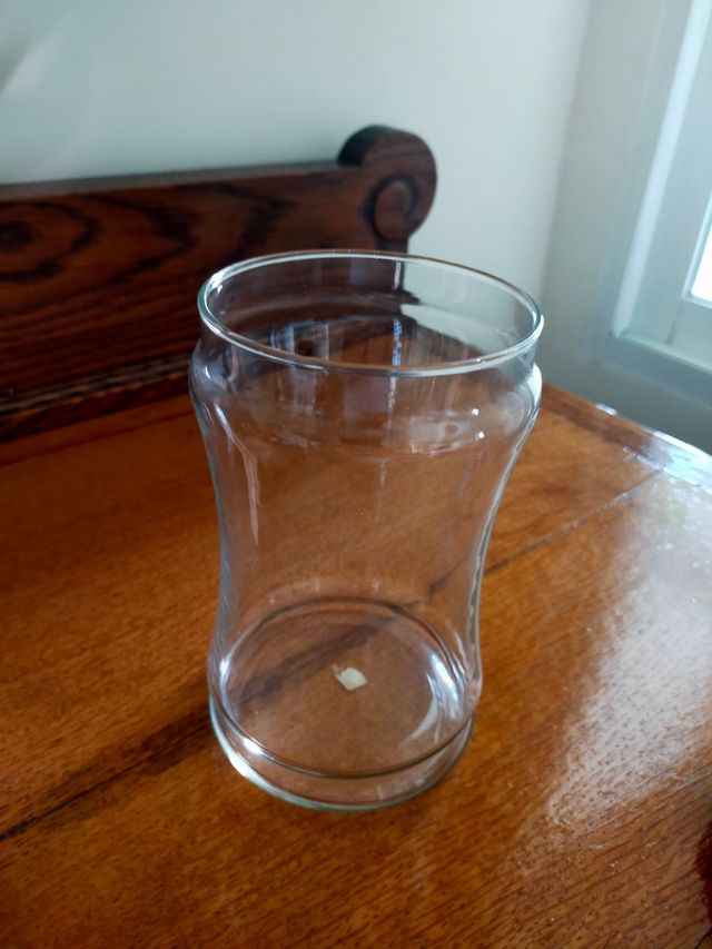 Joyero de cristal con tapadera redonda