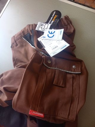 Pantalón de trabajo