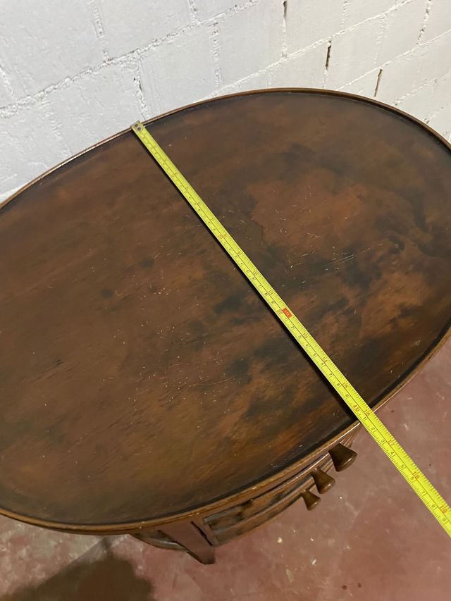 mesita auxiliar porte incluido