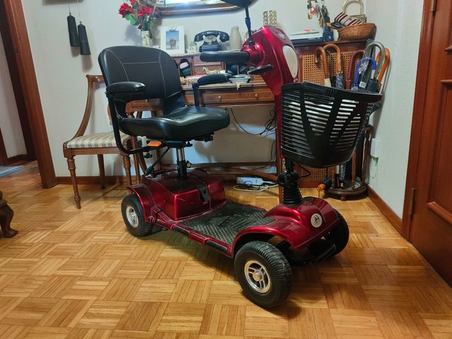 Scooter eléctrico movilidad reducida