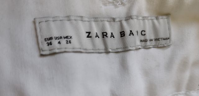 Pantalón blanco Zara