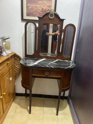 Antiguo tocador/peinador