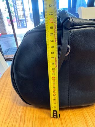 Bolso piel negro Armani