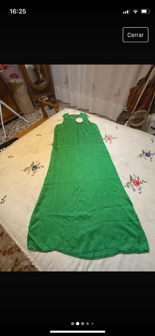 Vestido sin estrenar.