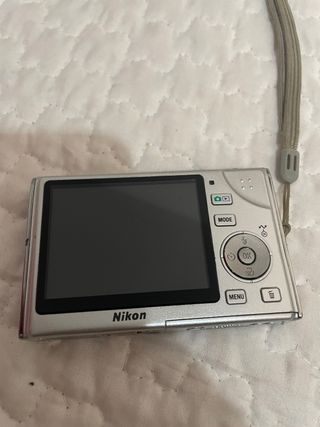 Nikon Coolpix S9