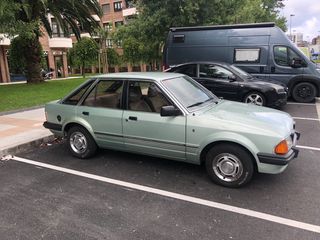 Ford Escort 1983