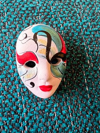 Imán de máscara veneciana.