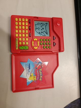 Pokedex Pokemon original del 2000 Nintendo