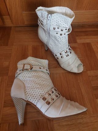Botines blancos