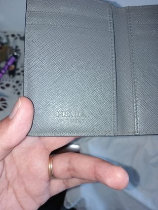 Oferta. Tarjetero Prada original.